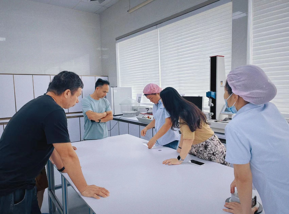 匯康紙業(yè)上海CBME展譽(yù)滿而歸 四大紙尿褲品牌獲認(rèn)可